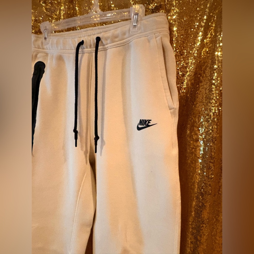 Nike Sportswear Tech Fleece Joggers men’s Medium tall